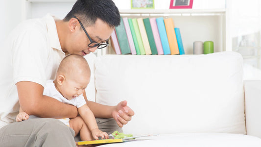 How to Use Baby High Contrast Cards